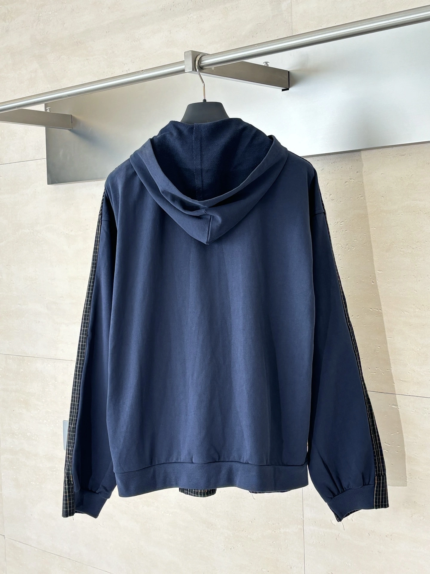 wg.luxury- 218593i16 item:E-F431I2706